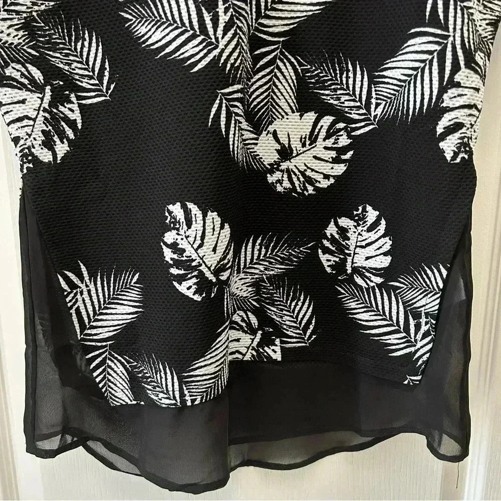 Ricki’s Black & White Loose Fit V Neck Top Sheer Hem Short Sleeves XS - Picture 7 of 16